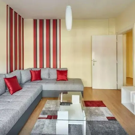 Διαμέρισμα Beautiful Modern Furnished Apartmen *