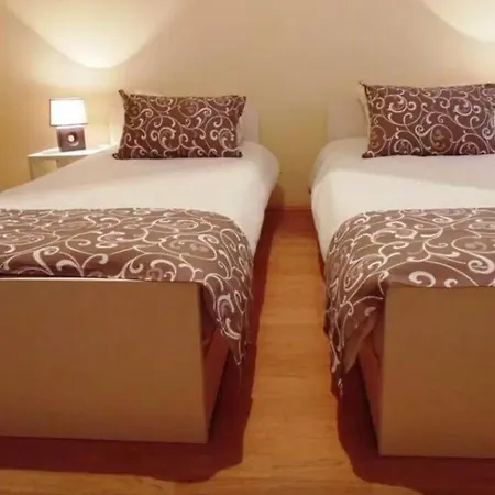 Beautiful Modern Furnished Apartmen